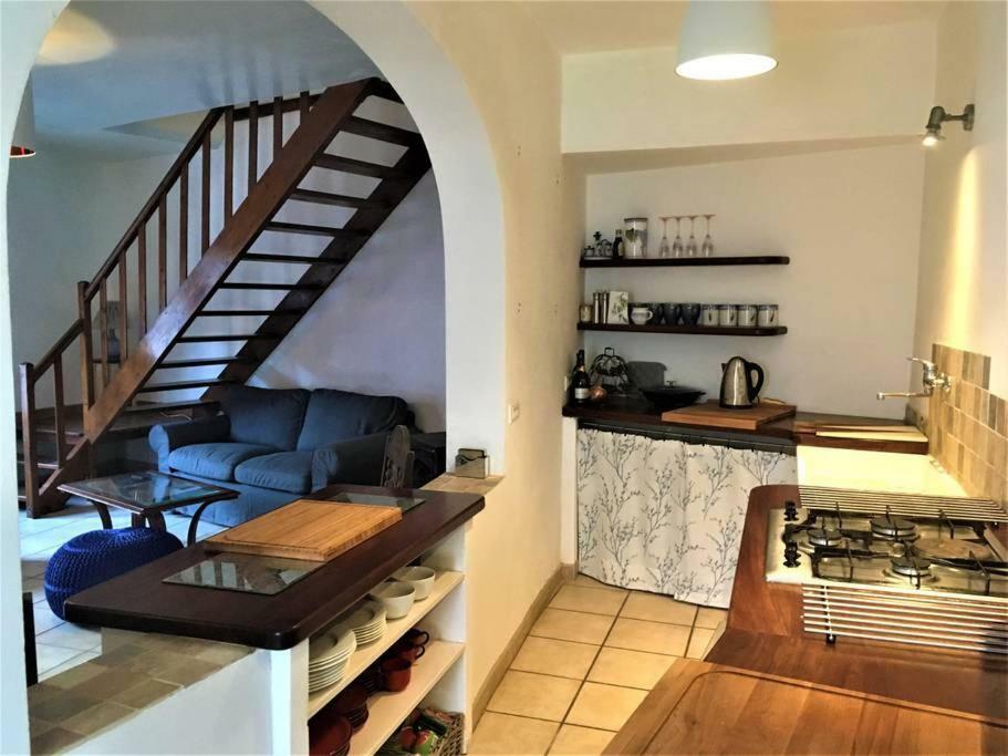 La Maison Vigne Vierge Lagrasse Buitenkant foto